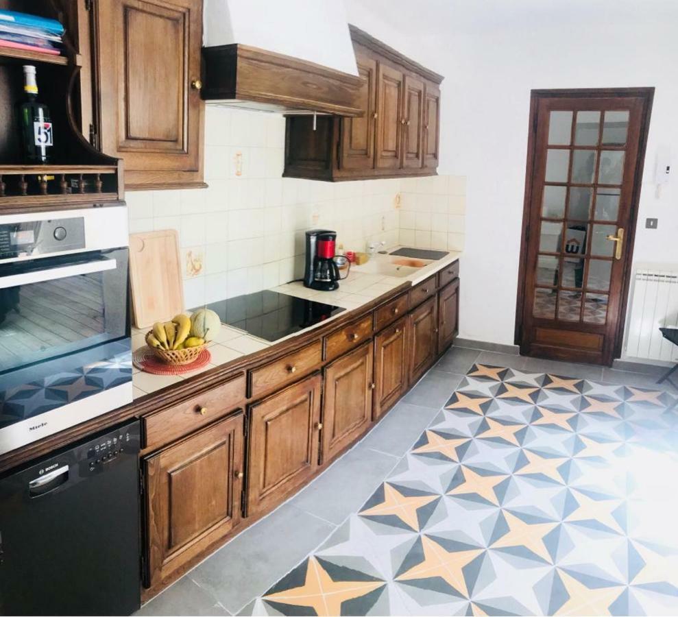 Villa In Provence With Private Pool Л'Иль-сюр-ла-Сорг Экстерьер фото